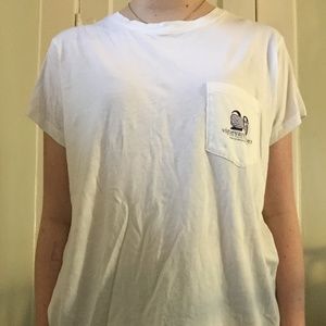 Vineyard Vines White t-shirt